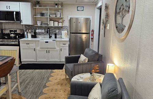 Flanders Apartment | Nicely Furnished apartment; Ideal for Travelling nurses, Resident doctors, etc,
