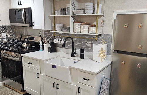 Flanders Apartment | Nicely Furnished apartment; Ideal for Travelling nurses, Resident doctors, etc,