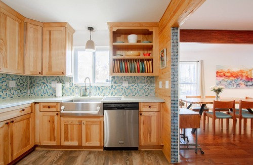 Highlands House | NJShore Gem: Roomy, Spotless, steps to beach, restaurants, shops & Ferry to NYC