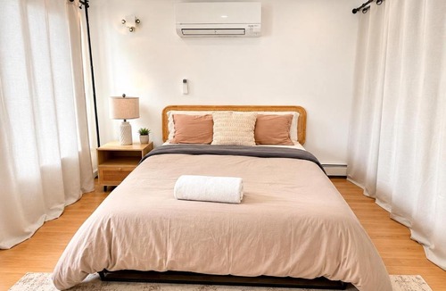 Chinatown Apartment | Nolita 2500 Square feet Loft with 6 BR 2BA