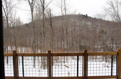 South Pond Shores Cabin | Nordic House - Glamping Cabin w Hot Tub, Sauna, Cold Plunge + Waterfront w Dock