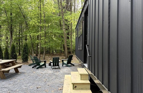 Corinth Cabin | Nordic-Inspired Tiny Cabin Near Lake George & Hudson River, New York