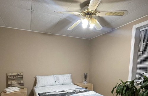 West Glens Falls House | North country escape 15 min north Lake George 15 minutes south Saratoga Springs