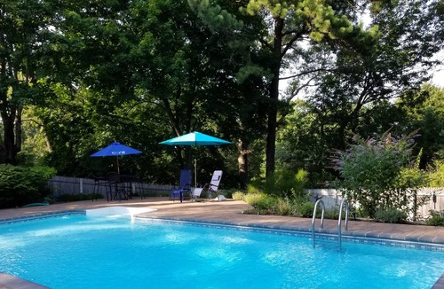 Cutchogue House | North Fork,Cutchogue-Nassau Point Home w Saltwater Pool, Private Beach Access