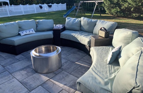 New Suffolk House | North Fork Retreat near apple picking, pumpkin farms, wineries, beaches and more