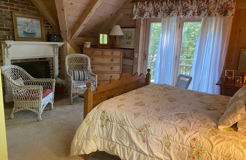 Northeast Harbor House | Northeast Harbor home wth beautiful interior and walking distance to town/harbor