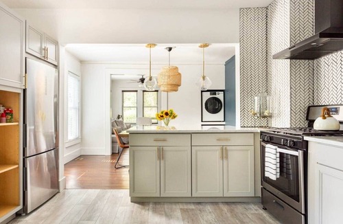 Greenport West House | Northfork Townhouse-walk to all/Newly Renovated