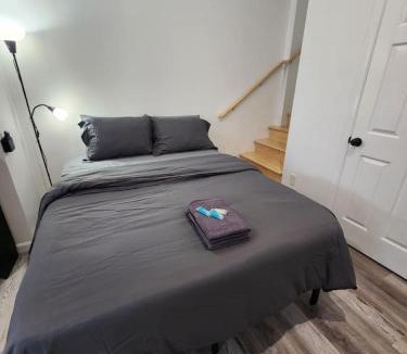 Hackensack Apartment | NYC Bus Train Shops Restaurant HUMC USA Mall