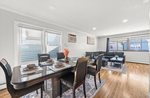 Constable Hook Apartment | NYC & MetLife Luxury 3 bedroom Home Free Parking