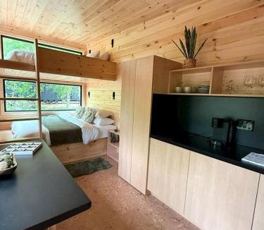 Quakertown House | Oak: Woodland Tiny Home with Panoramic Views in Pennsylvania Stay