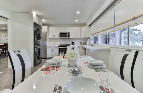 Newtonbrook House | Oasis on a Ravine Forest with Yoga Room located on Bayview & Sheppard