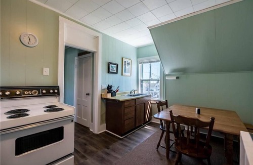 Ocean Park Condo | Ocean Breezes at Salty Air Suites, Suite C – New Balcony, 3BR, walk to the Beach
