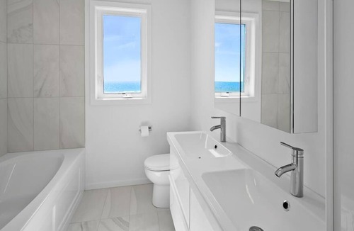 Loveladies House | Ocean Front Home located on its own tract in Loveladies Estates. All brand new furniture, guests also have use of bay beach for water sports fun, possible boat slip 139212
