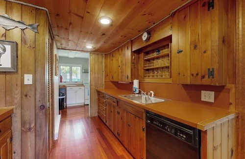 Ocean Point Cabin | Ocean Point Colony House- w/Sunroom & Sweeping Ocean Views, Dog-friendly