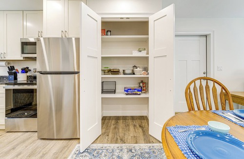 East Boothbay Condo | Ocean Point Hideaway: 2-Story Unit on 3 Acres!