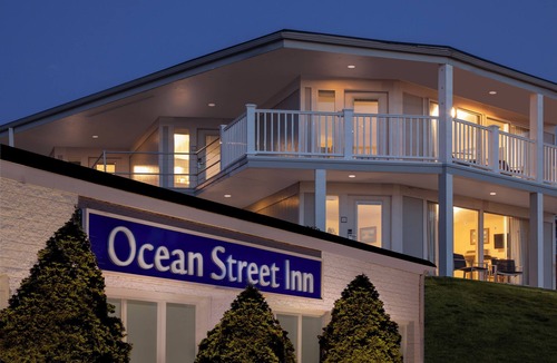 Hyannis Hotel | Ocean Street Inn on Hyannis Harbor