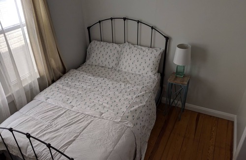 Long Beach House | Ocean View Deck, 1 Min. Walk to Ocean & Restaurants. West End South! 2 Bedroom