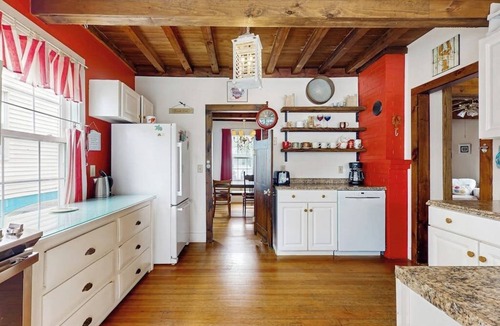 Ocean Park House | Ocean view home w/roof deck & patio - great for families, steps to beach