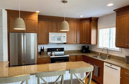 Ogunquit House | Ocean views, 2/10th to Little Beach and 100 steps to Marginal Way WOW