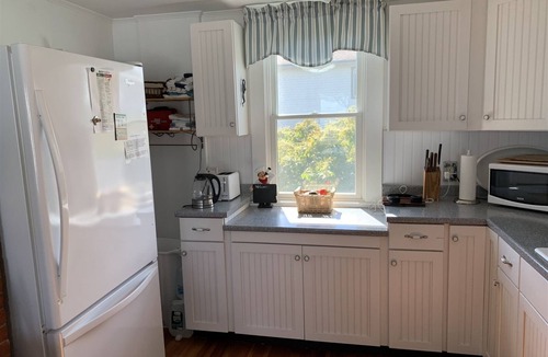 Camp Ellis Cottage | Oceanfront 4-Bedroom Cottage in Saco's Ferry Beach - Perfect for 8 Guests!