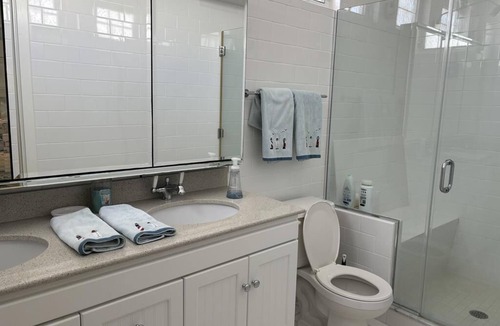 Ship Bottom Cottage | OCEANFRONT Adorable Cottage! Perfect For a Couple or Small Family of 4!