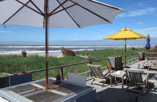 Lonelyville House | Oceanfront Beach House