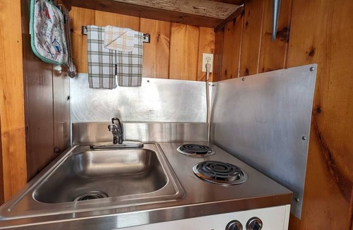 North Truro Cottage | Oceanfront Getaway at the Cod Sunday cottage located at the Oceana Cottages