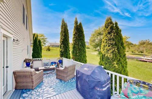 Harpswell House | Oceanfront home with dock, beautiful deck & firepit - steps to the beach