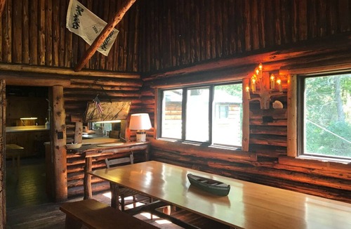 West Southport House | Oceanfront Log Cabin with Dock on Southport Island - 7 acres with westerly views