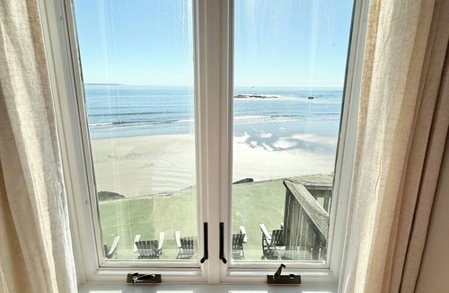 Ogunquit - Wells House | Oceanfront-Luxury Crescent Beach-A/C