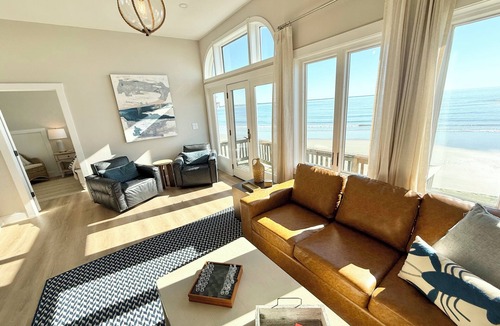 Ogunquit - Wells House | Oceanfront-Luxury Crescent Beach-A/C
