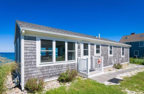 East Sandwich House | Oceanfront Property with AC in Scorton Shores