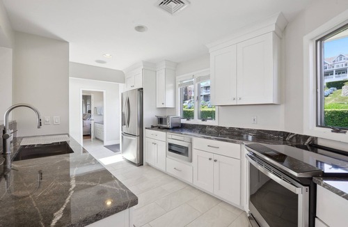 Bonnet Shores House | Oceans Edge Bliss