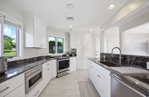 Bonnet Shores House | Oceans Edge Bliss