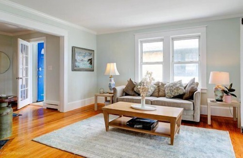 Easton's Point House | Oceanside 2 bedroom cottage - unobstructed sea view and walk to beach!