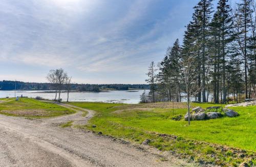 Bass Harbor House | Oceanside Bass Harbor Home w/Peaceful Deck!