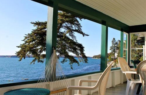 Hancock Point House | Oceanside D-B Family Cottages
