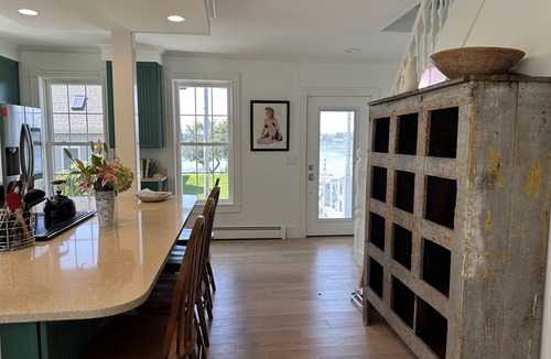 Mid-Coast and Islands House | Oceanview 4BR Home Near Beaches | A/C