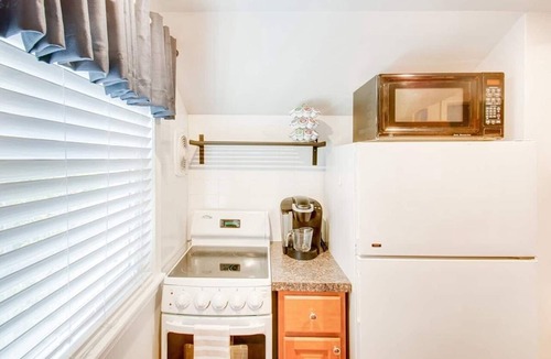 Wayne Apartment | Off The Beaten Path - Choose This Private Gem