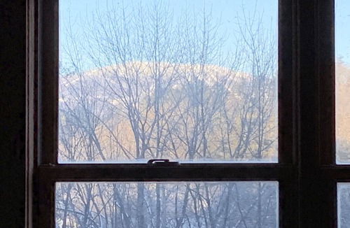 Cavendish House | Okemo LARGE home SKI DATES still available NEW Hot tub. pool table 3 full baths