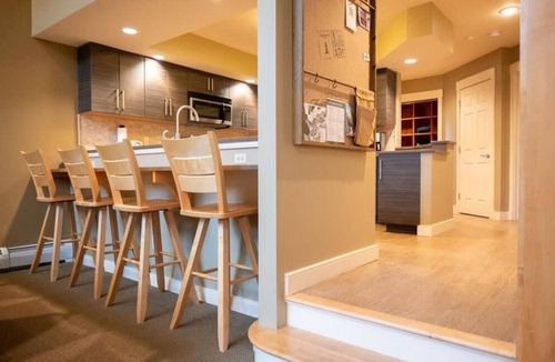 Ludlow Condo | Okemo Mountain Escape: 3BR Luxury Trailside Access