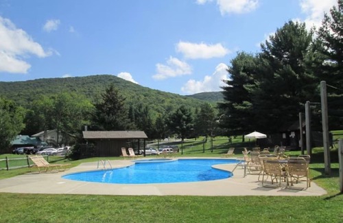 Hancock House | On Jiminy Peak Resort - Sleeps 9-10 - Pool, Hot Tub & Sauna