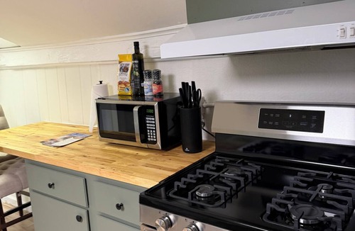 Naples Apartment | One bedroom apartment finger lakes in lakes