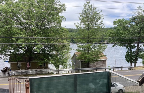 Alton Bay Cottage | One bedroom cottage walk to beach and downtown