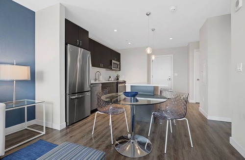 Seaport District Apartment | One Bedroom in Boston With Luxury Amenities