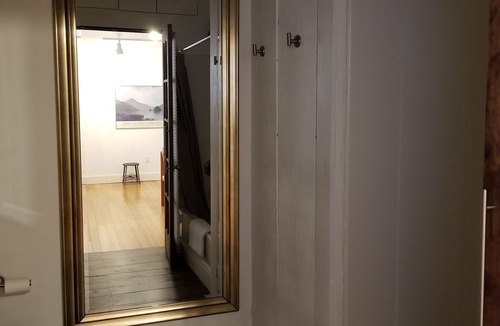 Saugerties Apartment | One bedroom suite in Saugerties village