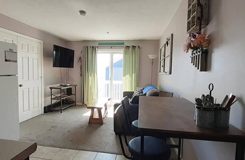 Wells Beach Condo | ONE MINUTE WALK to WELLS BEACH, Bellevue by the Sea is your perfect vacation!