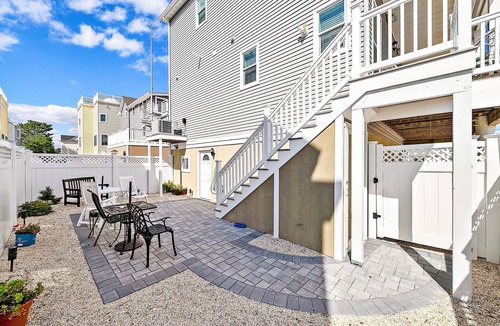 Holgate House | Only 1 Week Left: Aug. 22-29 - Ocean Views, Great Location One Block to Beach