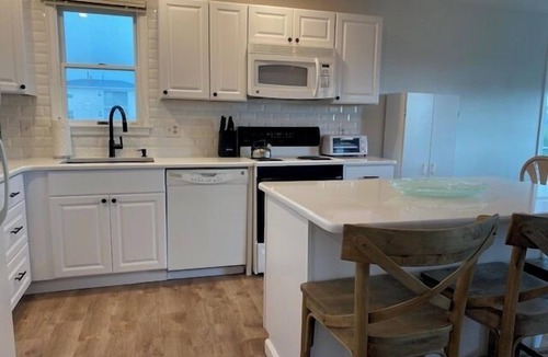 South End House | Only a Select Few have these panoramic views of the wetlands!
