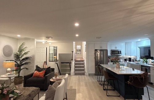 Fairfield House | Open layout 3-bedroom home in Fairfield. Serene backyard, fireplaces, hot tub.